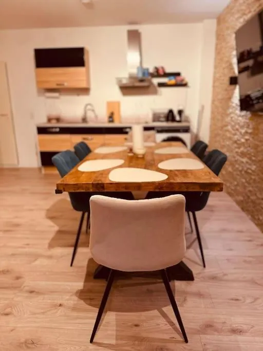 3 Raum City-Apartment - 5Min Zum Hbf Grupello-1 Dusseldorf Apartment